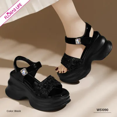 CASUAL COMFORT WOMEN’S SANDAL